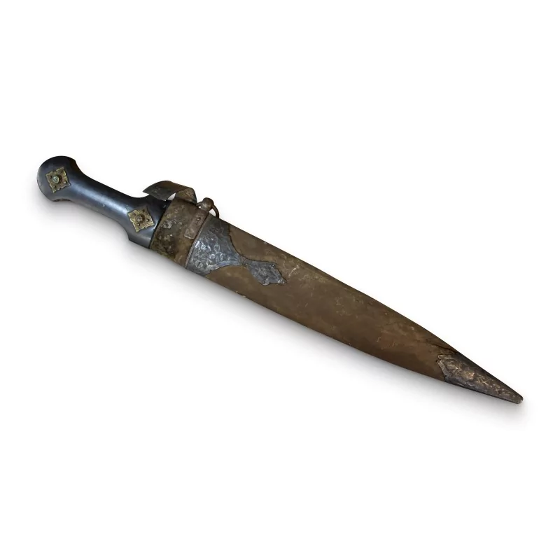 Dague "Kindjal", poignée en os orné de bronze dorée. Région Caucase. - Moinat - Декоративные предметы