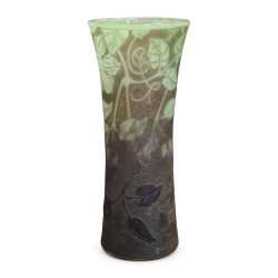 Daum Vase aus geschliffenem Glas. Nancy, Frankreich, um 1910