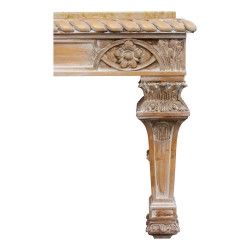 Table de salon en bois sculpté patiné avec marbre beige.