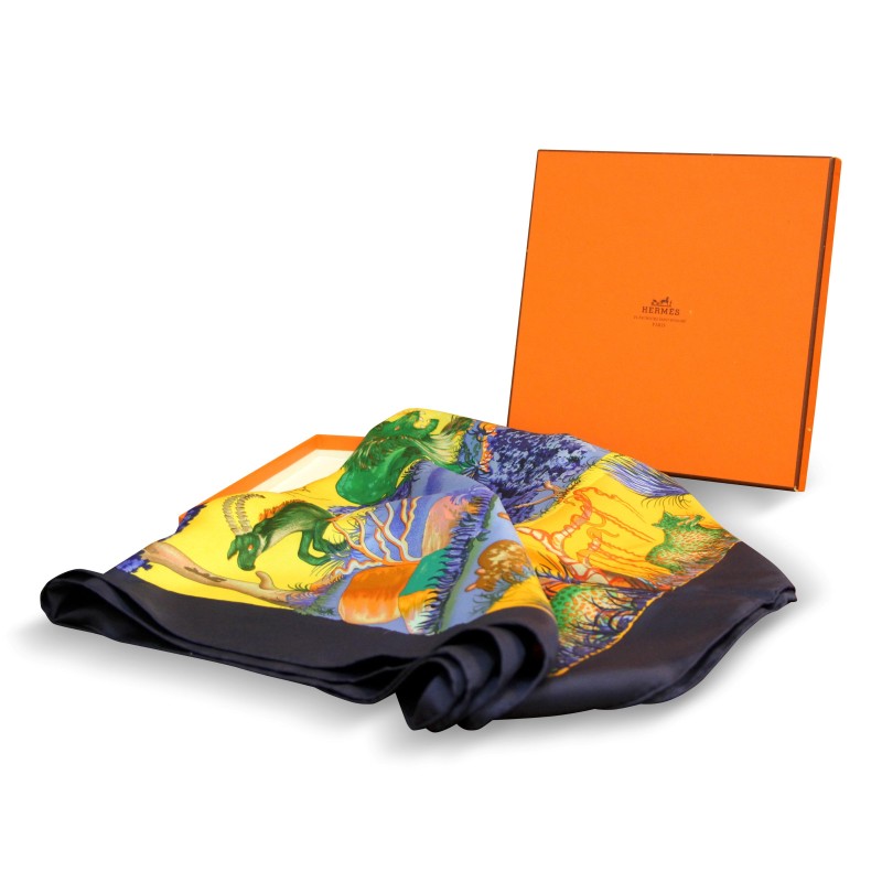 Foulard "Hermès" "Pierre d Orient et d Occident". Paris. - Moinat - Accessoires de décoration Foulard "Hermès" "Pierre d Orient et d Occident". Paris. - Moinat - Accessoires de décoration