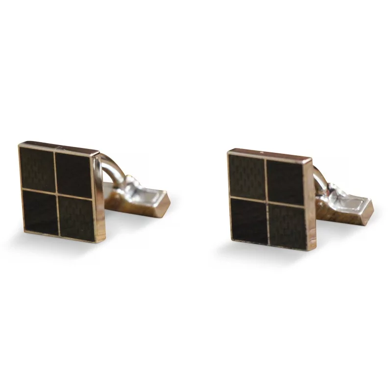 Pair of \"Louis Vuitton\" cufflinks. - Moinat - Decorating accessories