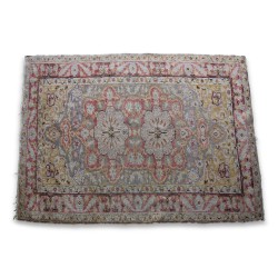 伊斯凡地毯，多色。