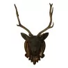 Großer, geschnitzter hölzerner "Hirschkopf" von Brienz. - Moinat - Dekorationszubehör