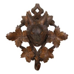 \"Fox head\" carved in wood by Brienz.