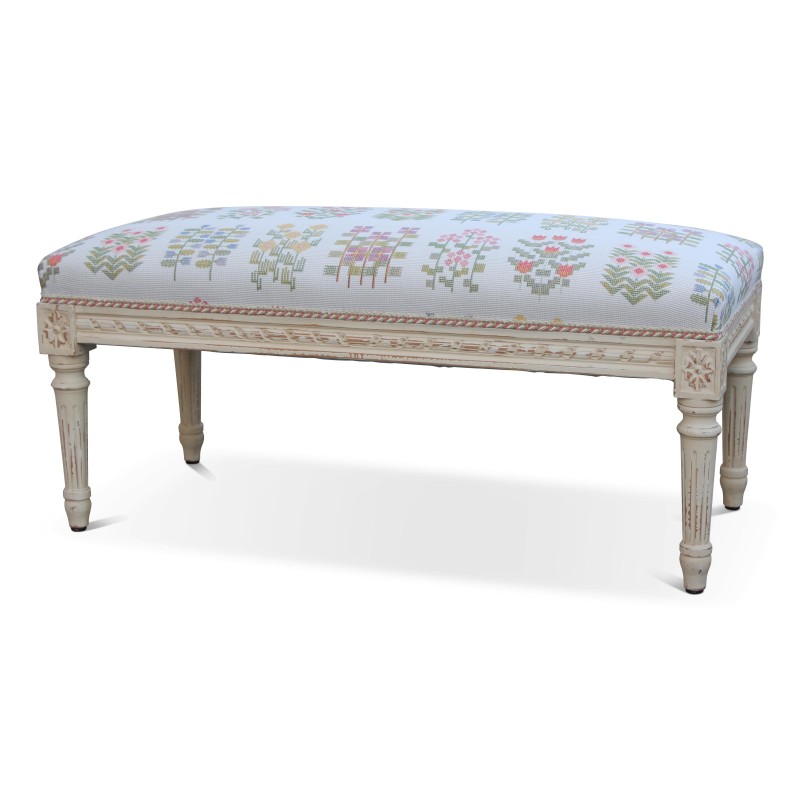 A richly carved Louis XVI bench, painted wood. Upholstered in floral lampas fabric. - Moinat - Stools, Benches, Pouffes