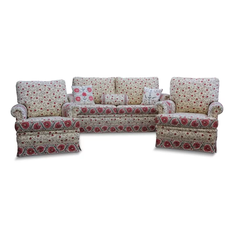 Salon "Club" recouvert d un tissu "Braguenié" composé de 1 canapé et 2 fauteuils - Moinat - Ensembles