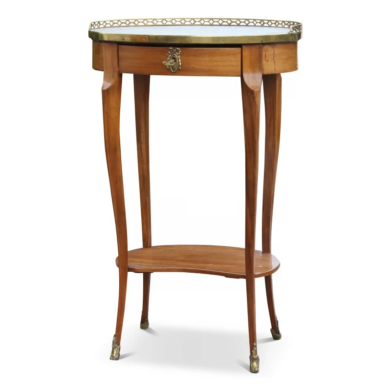 Chevet ovale dessus marbre blanc avec galerie en bronze, bois satiné. - Moinat - Bouts de canapé, Bouillottes, Chevets, Guéridons