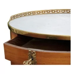 Chevet ovale dessus marbre blanc avec galerie en bronze, bois satiné.
