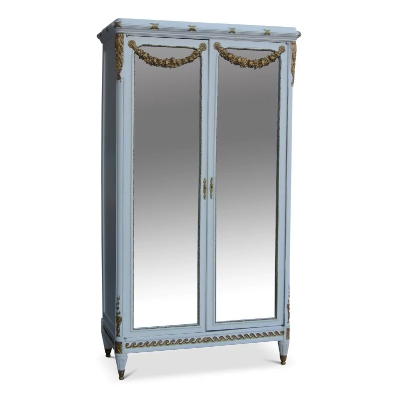 Une armoire Louis XVI Napoléon III modèle "Jansen" sculptée "Aux raisins" - Moinat - Armoires