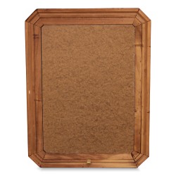 天然木框镜子。