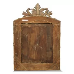 摄政时期风格的镜子，两侧配有镀金木质镶板。