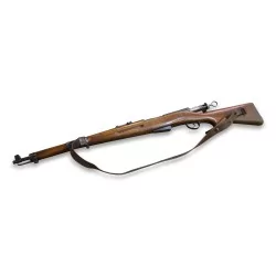 瑞士军用步枪"卡鲁斯顿"。