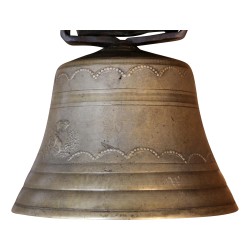 Cloche de la fonderie "Gebrüder Biaggi Tessin".