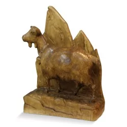 布里恩茨"山羊"雕像，底座为"山"形木制底座。