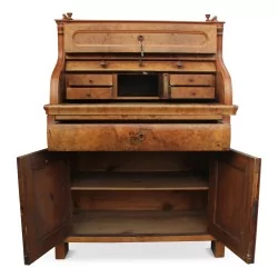 Bureau cylindre Louis Philippe en noyer et ronce de noyer. Europe de l Est. Vers 1850.