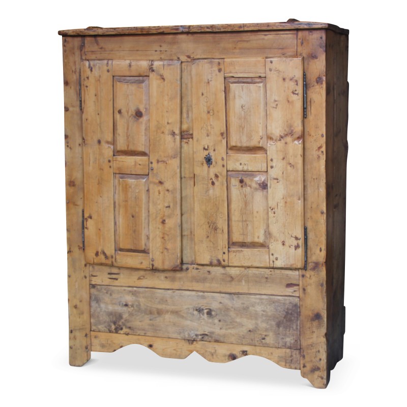 Armoire en sapin, deux portes. Italie du nord. - Moinat - Armoires