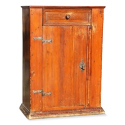 Confiturier en sapin. Un tiroir et un rayonnage.