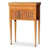 Chevet style directoire, marqueté, placage en acajou. Plateau mobile, intérieur cuir marron - Moinat - Bouts de canapé, Bouillottes, Chevets, Guéridons