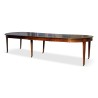 Table Louis XVI en acajou, pieds fuseaux avec 4 rallonges à ceinture. En l état. - Moinat - 餐桌