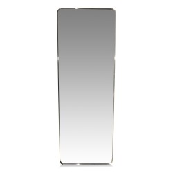 Miroir rectangulaire avec cadre métal chromé.