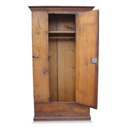 Armoire en sapin, une porte. région Saanen.