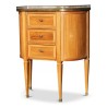 Chevet / commode demi lune de style Louis XVI en acajou, plateau marbre avec galerie. - Moinat - End tables, Bouillotte tables, 床头桌, Pedestal tables