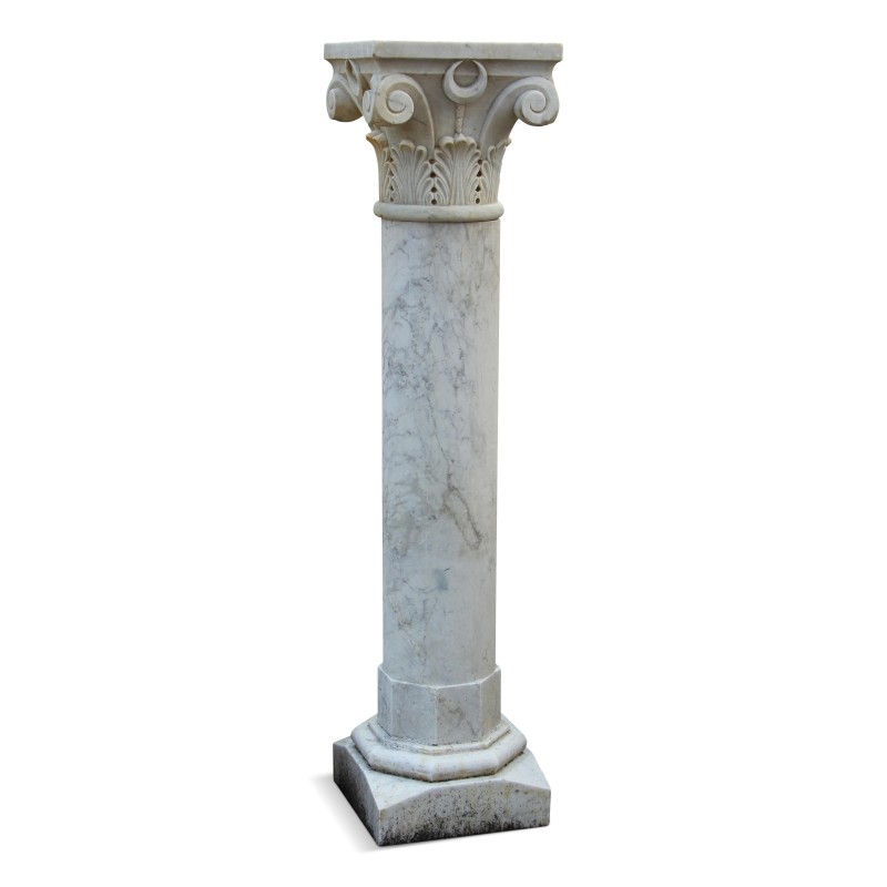 Paire de colonnes en marbre blanc de Carrare avec chapiteaux "Ionique". - Moinat - Колонны, Торшеры - подсвечники, Нубийцы
