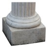 Paire de colonnes en marbre blanc de Carrare avec chapiteaux "Ionique". - Moinat - Колонны, Торшеры - подсвечники, Нубийцы