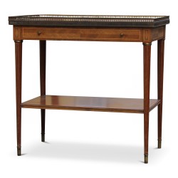 Chevet marqueté avec galerie en bronze dans le goût de Simon Loscertales. Zaragoza.