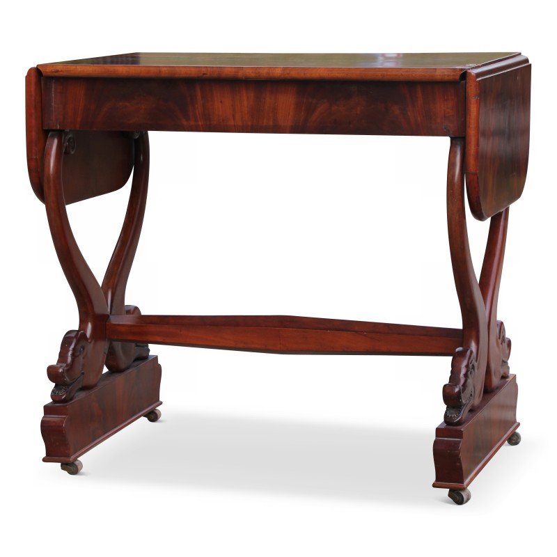 Table Charles X avec abattant en acajou flammé, deux tiroirs. A restaurer. - Moinat - Tables à jeux, Tables d échangeur