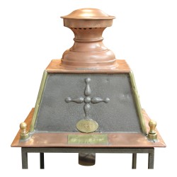 Lanterne "cheminée" en cuivre. Artisanal. Modèle ancien.