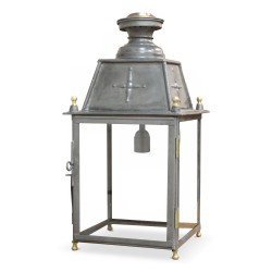 Lanterne "cheminée" en zinc. Artisanal. Modèle ancien.