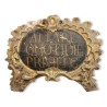 Haut de porte avec une inscription en latin "Altare Quotidie Privileg" - Moinat - Accessoires de décoration