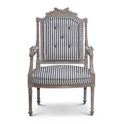 Ensemble de salon de style Louis XVI en noyer