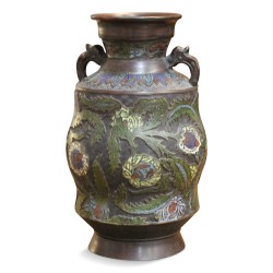 Vase cloisonné "décor végétal". Canton. Chine. Vers 1850.