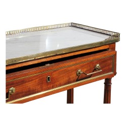 Desserte Louis XVI en acajou, placage d acajou et filets de marqueterie