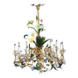 Lustre "Baguès à Paris" en bronze doré ciselé et décor en porcelaine et verre