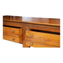 Buffet collection "Richelieu" en merisier massif. Travail français. Vers 1970.