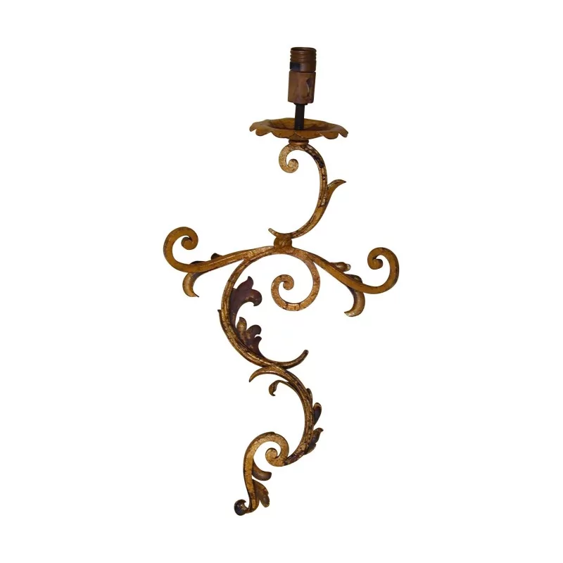 Угловой светильник в стиле Людовика XV из позолоченного кованого железа. 20 век - Moinat - Бра (настенные светильники)