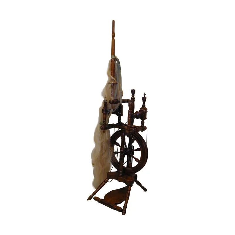 Rouet ancien en chêne avec laine. - Moinat - Accessoires de décoration Rouet ancien en chêne avec laine. - Moinat - Accessoires de décoration