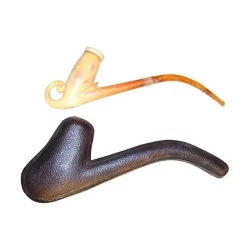 个带外壳的旧海泡石烟斗。 20世纪