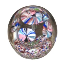 Sulfure rond avec décor "Milleflore". 20ème siècle