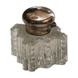 Encrier en cristal et bouchon en argent. 19ème siècle.