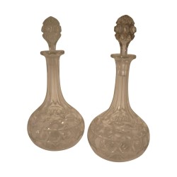 Paire de carafes anciennes en cristal. 20ème siècle