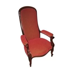 伏尔泰胡桃木扶手椅，传统软垫……