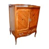 Meuble Louis XV à portes marqueté en bois de rose. - Moinat - Commodes, Chiffonniers, Semainiers