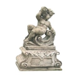 Statue in reconstituted stone \"Amours\".