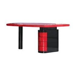 Bureau style contemporain, en peau de chèvre rouge vernis et