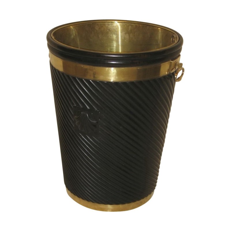 Vasque “Coquillage” en bois sculpté et laiton, avec intérieur … - Moinat - Accessoires de cheminée Vasque “Coquillage” en bois sculpté et laiton, avec intérieur … - Moinat - Accessoires de cheminée