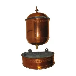 copper fountain engraved in 2 parts. Period 19th century.